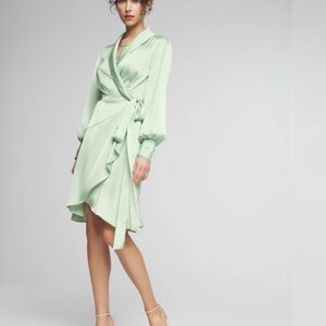 ☘️☘️ST PAT'S SALE!!!!     WHBM Mint Wrap Ruffle Dress Size 12 NWOT
